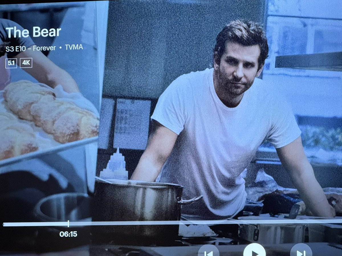 MrPrimeTV's tweet photo. @FXNetworks @TheBearFX I love the Easter egg you guys put in from Burnt with Bradley Cooper. I don’t think many people caught this. https://t.co/YBMr8AhEXx