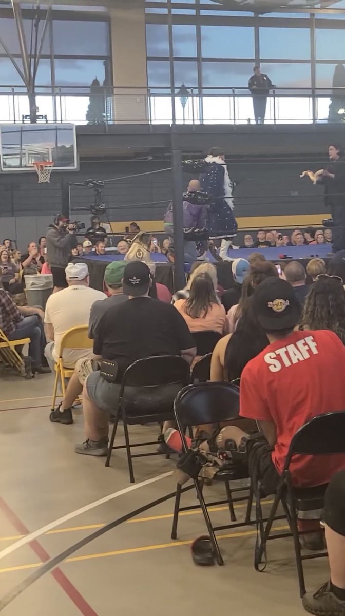 AngelicIllusion's tweet image. #RicardoRodriguez #KevinMurphy #ChrisVanVliet #ThreeLegaciesWrestling Credit to #ImpactingLives