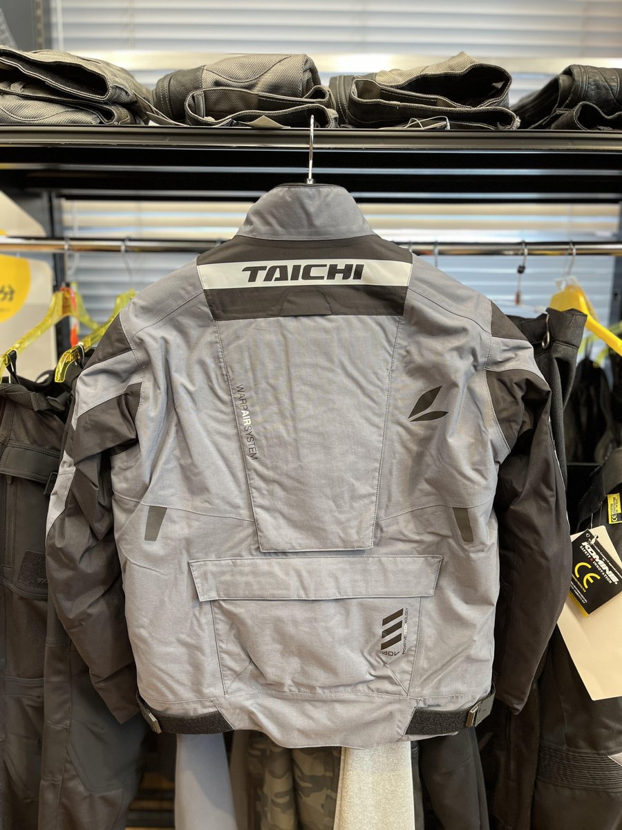 NANKAI_OSAKA's tweet photo. 2024_25 秋冬ジャケットの入荷のご案内
#アールエスタイチ RSJ729 #DRYMASTER #コンパスオールシーズンジャケット です
天候の変わりやすい秋のツーリングに最適な #防水 #透湿 素材を使用し
大型ベンチレーションを装備しているので長期間の着用が可能なモデルです
ご試着は #南海部品本店 まで https://t.co/julL6cWlLK