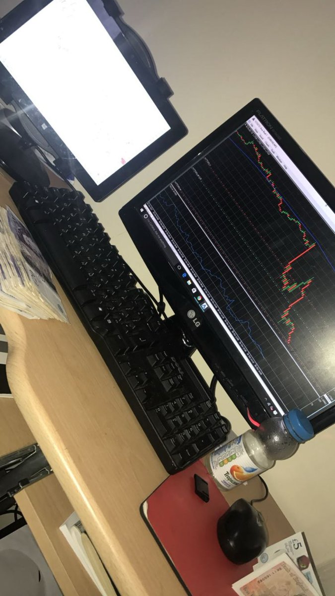 Tradezfx's tweet photo. UNSUCCESSFUL FOREX TRADER STORY TIME 👇

Back in late 2017 at the age of 20 captured by insta forex glam, YT ads &amp; a close friend playing with forex charts on MT4, curious to know how trading worked, it was always at the back of my mind being a uni drop out with no future plans https://t.co/kRxPPNBaBR