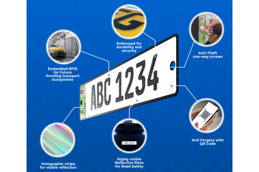 NewsBFM's tweet photo. All new zero-emission vehicles, including electric vehicles, will now be required to use the JPJ's new number plate.

The JPJePlate is mandatory only for new battery-powered and hydrogen fuel cell electric vehicles (excluding motorcycles) delivered from today.

📷: SoyaCincau

🧵1