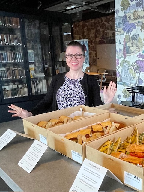 lab_quant92738's tweet image. Some snapshots from our QuantLunch on Spatial Analytics today. 

Are you a Melbourne-based academic, passionate about quant methods?

Join our lab (quantilab.github.io) and send a message to @IrmaMooi or @SeraphineMaerz 

@unimelbsoc @UniMelb @ArtsUnimelb #dataanalytics