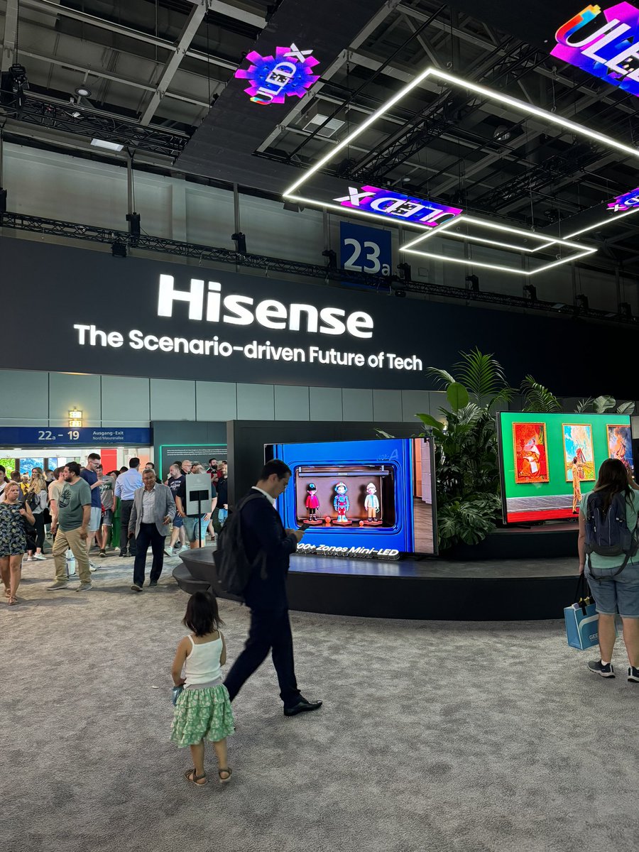 ladyxtel's tweet image. Good to be here again at #IFA2024 in Berlin 🇩🇪, catching up with our partners and working through existing partnerships. Cooking up new deals with others. 

$BOLT $PLUS

@HisenseGlobal @VIDAATV