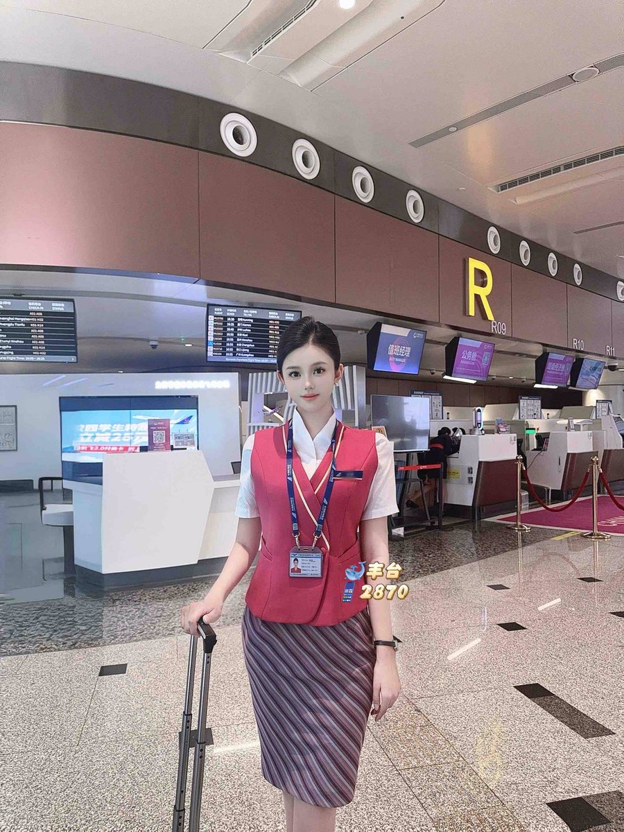waiwei588's tweet photo. 问：真的可以约一个空乘么？需要交定金么？
答：当然可以，而且不需要任何定金，见面付给本人。

问：是真人真照么？
答：必须是真人真照，以视频为准，视频就是我推特置顶的第一条的那种。 https://t.co/mfE8fHeEhf