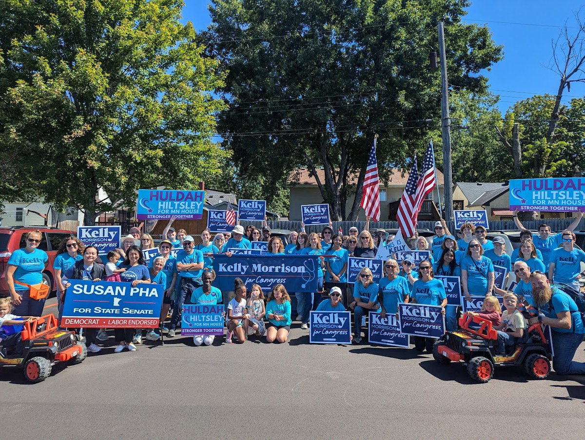Huldah4House's tweet image. CD3 was well represented at the Osseo Roar Days parade! @Morrison4MN, @KristinBahnerMN, @SusanPhaSenate and Tekoa Cochran for Osseo School Board, Keith Tate for Osseo School Board, Kelsey Dawson Walton for Osseo School Board!