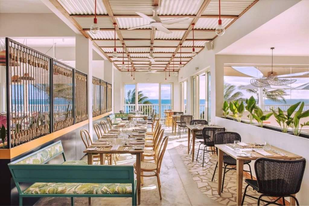 Hashtag_Hol_ZA's tweet photo. 📍Location, location, location… Preskil is located on a secluded private peninsula surrounded by views of the coral island of Ile aux Aigrettes, Blue Bay Marine Park and Lion Mountain.
Preskil Island Resort 4*
7 Nights from R28 536 pps
01 - 16 Dec '24
https://t.co/ncwjF5Xi0P
Ts https://t.co/ijUkJiLM60