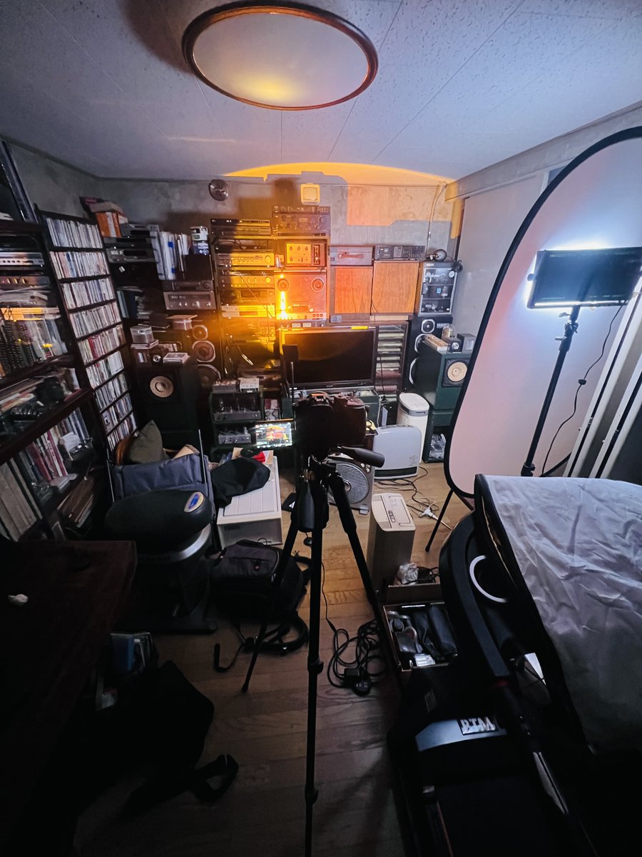 GRACIAS POR LOS COMENTARIOS/MENSAJES EN EL VIDEO ANTERIOR.
AQUI ESTA LA SEGUNDA PARTE MOSTRANDO ALGUNAS DE LAS COSAS QUE EL PAPA DE JAPANISTICA COLECCIONO POR VARIAS DECADAS.
ES INCREIBLE...
youtu.be/f4M208nuCnU
#SETAGAYABASEMENT #JAPANISTIC #JAPON #VIDAENJAPON #COLECCIONISMO