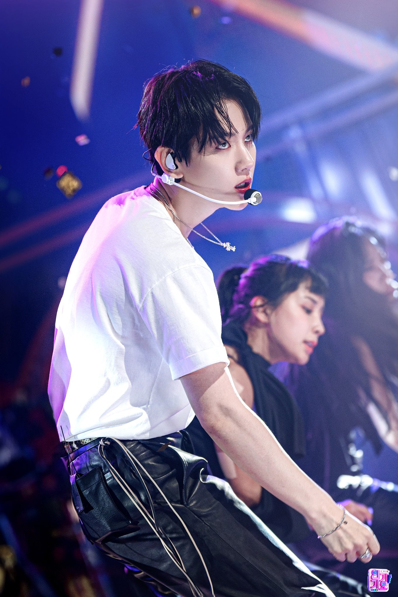 GXB1tccbMAAFAPU.jpg:orig