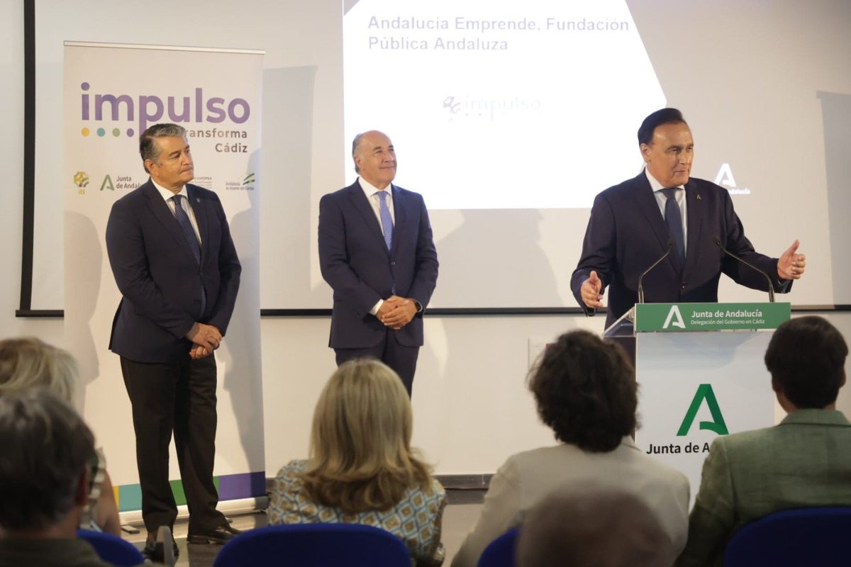 aemprende's tweet image. 💥Hoy! Inauguramos nuevo #CADEAlgeciras @cadecadiz ⤵️ 

〽️@antoniosanz @InteriorJunta
〽️@GoVillamandos y @javiergonzalEsp @UniversidadAnd
〽️@MercedesColomb1 @CadizJunta
〽️José Ignacio Landaluce @aytoalgeciras
〽️@daniescacena, nuestro director general
〽️Mª Isabel Paredes @EducaAnd