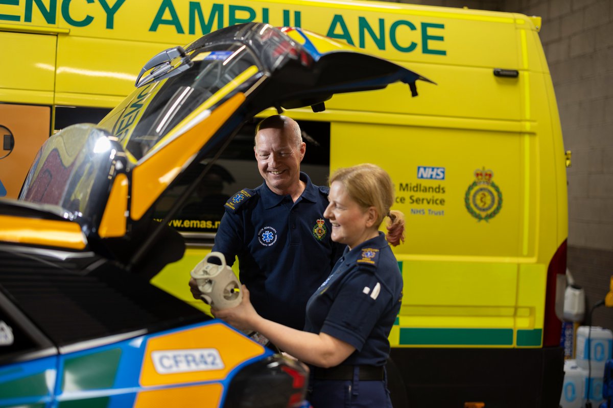 EMASNHSTrust's tweet image. Today is Emergency Services Day. 

We want to say a big thank you to all of our #EMAZING staff on the frontline, behind the scenes and our brilliant volunteers who each play a part in looking after patients across the East Midlands. 💚