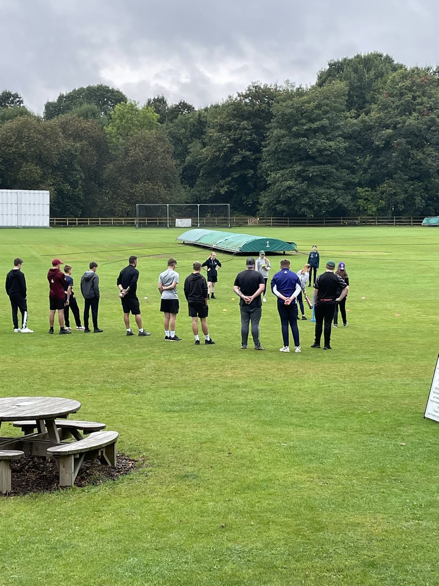 It was great to host @Yorkshirecb @YorkshCoachEd yesterday and have a number of <a href="/CawthorneCC/">Cawthorne Cricket Club</a> juniors on their Introduction to Coaching &amp; Leadership Programme. Brilliant to see them stepping up #coaching #futureleaders #juniorcricket <a href="/YorkshireCCC/">Yorkshire CCC</a>