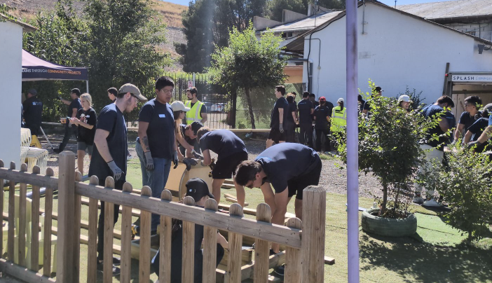 Comenzamos septiembre con las pilas cargadas y con muchos proyectos. Hoy el equipo de educación de la fundación ha empezado a trabajar en @splashprojects en el centro El Fanal