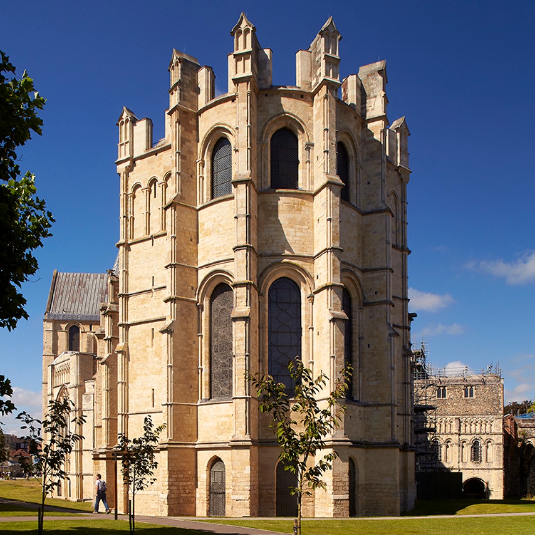 CburyCathedral's tweet photo. 'Climb the Corona' Tour 🚶‍♀️
Mon-Fri, 15:30-16:15 (until 27 Sept)

Explore the Corona Chapel, usually closed to the public, before climbing the 95 steps to the top of the tower!

£15 per person. Admission not included.

Bookable on the day only. See T&amp;Cs: https://t.co/63qB5b5jaP https://t.co/zEj4N7CmgC