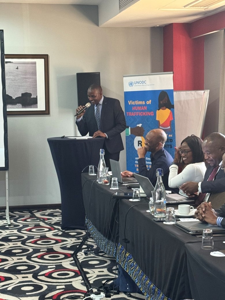 UNODC_ROSAF's tweet image. Thanks to @EU support, SADC launched the TIPSOM Data System in Zambia after approval in July 2024 by Ministerial Committee of the Organ. The system tackles fragmented data and limited access, streamlining entry, improving accessibility, and empowering stakeholders. #TIP