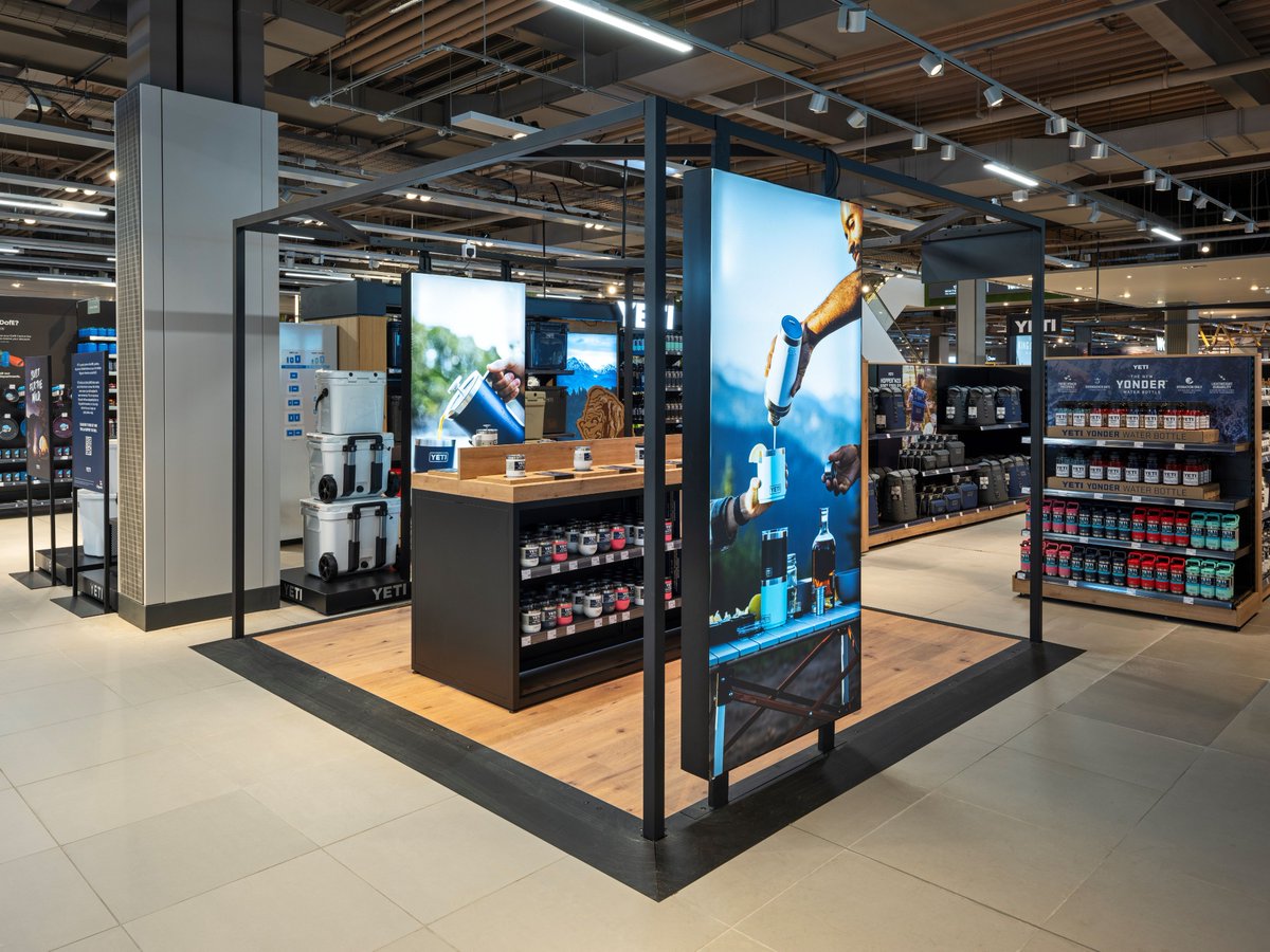 IsiGlobal's tweet image. Today marks the official opening of the largest @gooutdoors store in Europe! 
We’re thrilled to have been part of this ambitious project, bringing incredible brands like @YETI, @Thule, and Garmin to life in such a spectacular space. #GOYork #GOOutdoorsYork #OutdoorAdventure