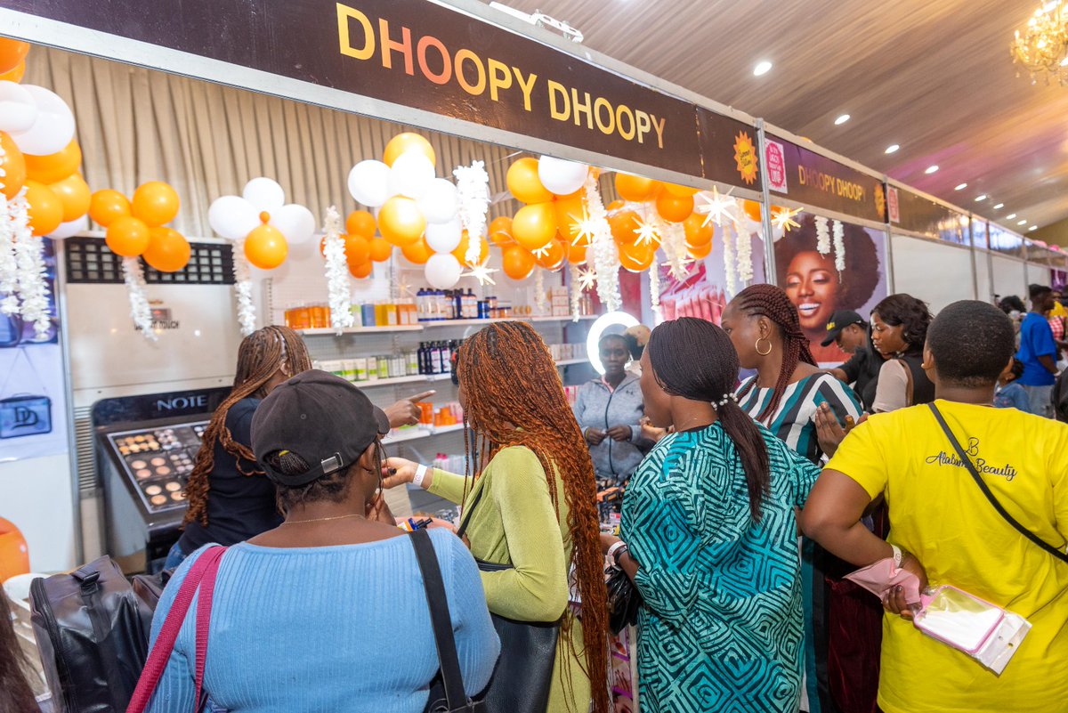 TheMakeUpFair's tweet image. LMUF15