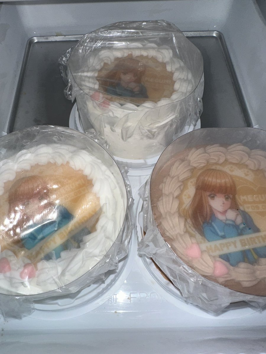 animefanisi's tweet photo. 今までこんなに我が家の冷凍庫が愛らしく思えたことはなかった…

#美樹原愛お誕生会後夜祭
#ときメモ30周年
#来年の誕祝缶バッジはピンク期待 https://t.co/lJlBwEGf5u