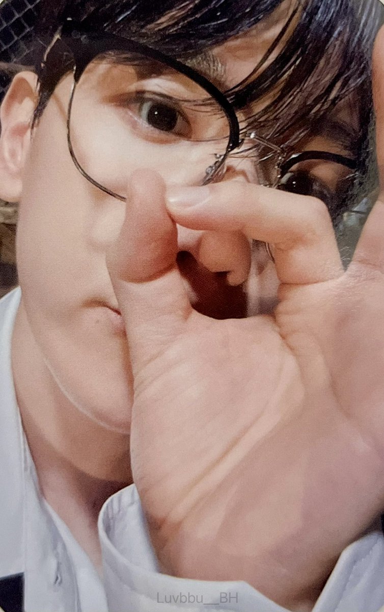 #백현 포카스캔🍃🌼🐶💕