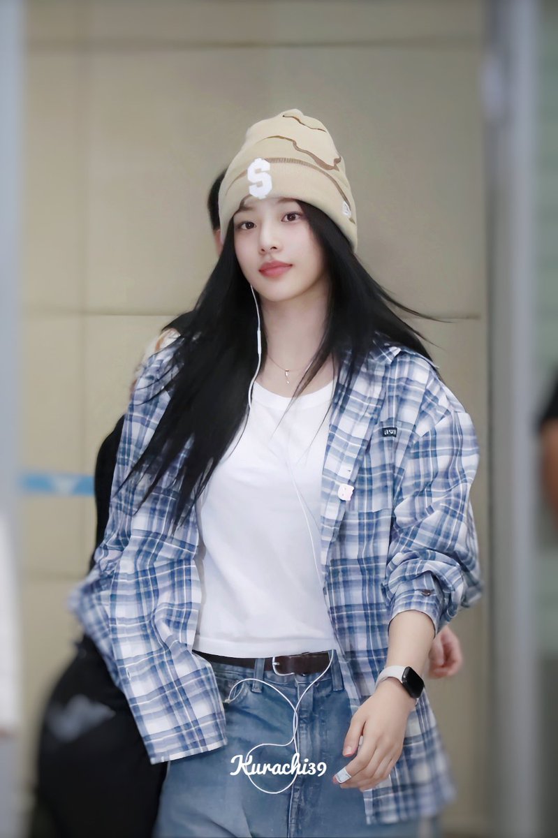 kurachi39's tweet photo. Newjeans 240909 ICN
#NewJeans #뉴진스 #김민지 #Minji https://t.co/AOZBXUkEbX