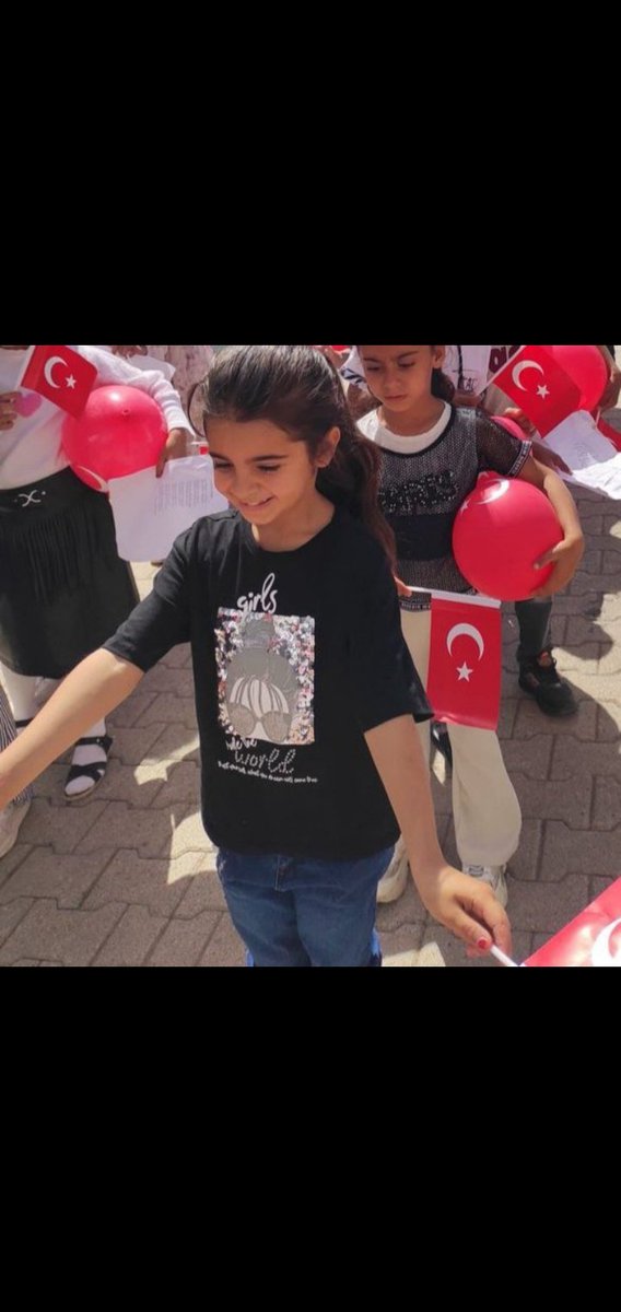 #yazıkoldunarine buna sebep olanlar allah belasını versin inşallah yüreğimizi yaktın böyle olmamalıydı çocuklar cennetin kokusudur