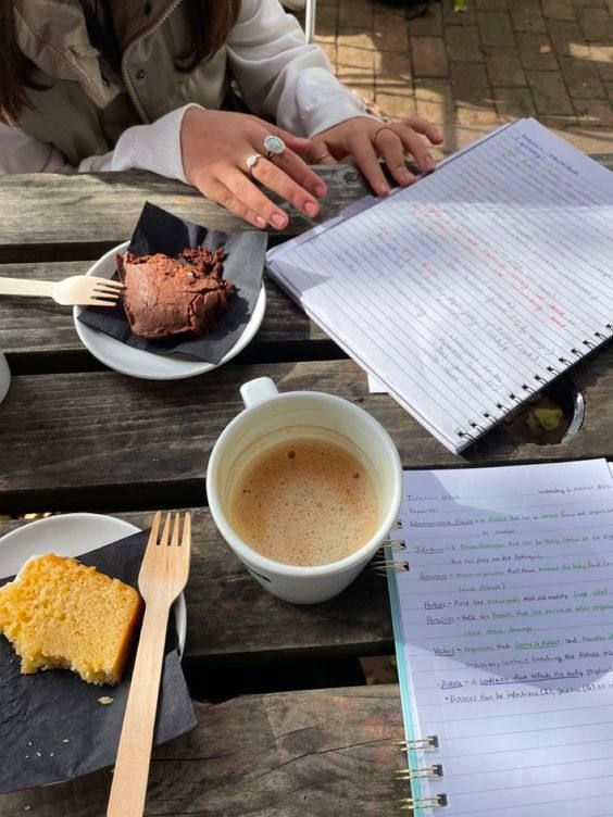 Grading papers, outdoors, on an icy morning with <a href="/StoicalVirtue/">𝓸𝒍𝒊𝒗𝒆𝒓 𝓵𝒊𝒗𝒊𝒏𝒈𝒔𝒕𝒐𝒏</a>. He doesn't feel cold like some... Abnormal person.