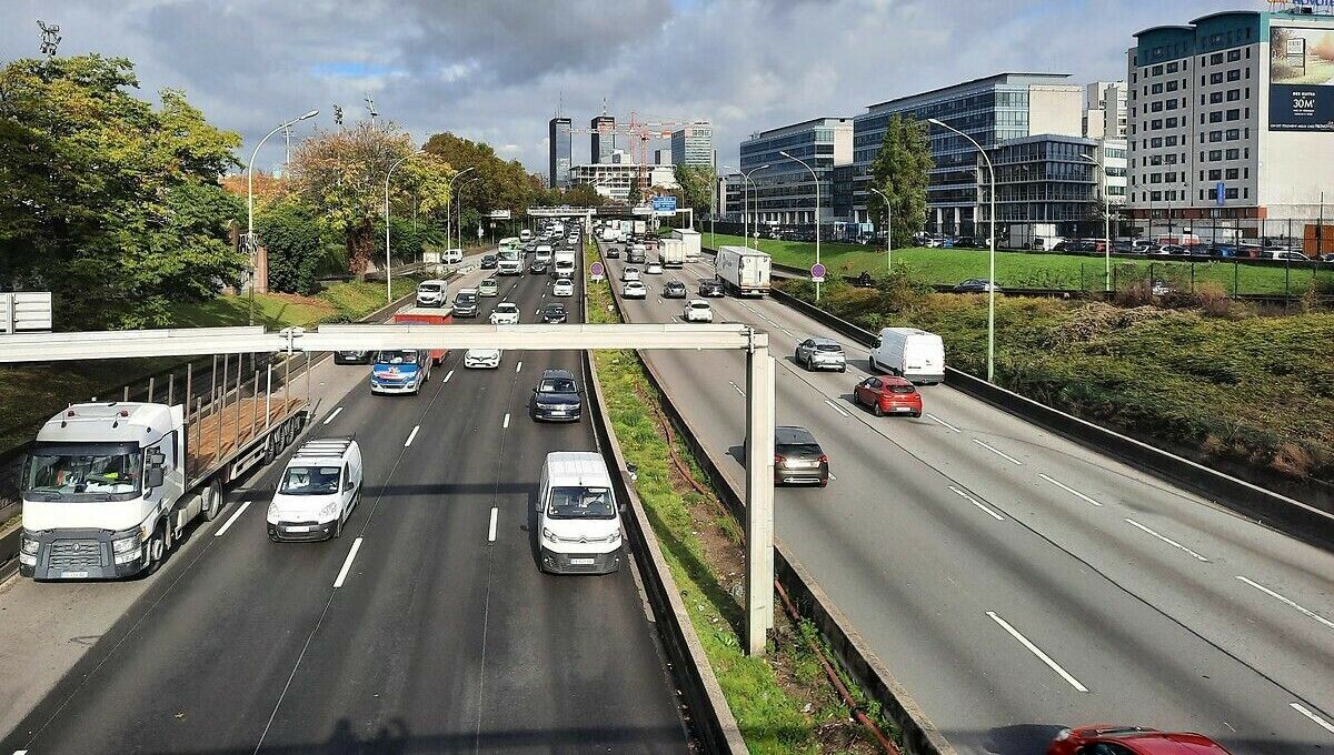 À Paris, le périphérique à 50 km/h, c'est pour le 1er octobre !

➡️ l.francebleu.fr/4eKA
