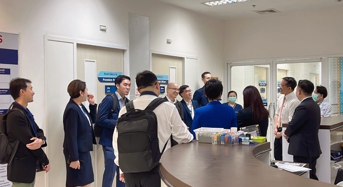 ColorectalCare's tweet photo. BDMS Executive Team Visit at Bangkok-Phuket Colorectal Disease Institute https://t.co/OfxQrlvYok