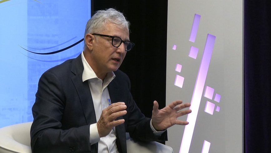 🖋️ @XCanalResearch  📺

🎥 « Restaurer la confiance dans un journalisme en crise », interview de Marc Guiraud président de NewsTank

🔗 xerficanal.com/iqsog/emission…