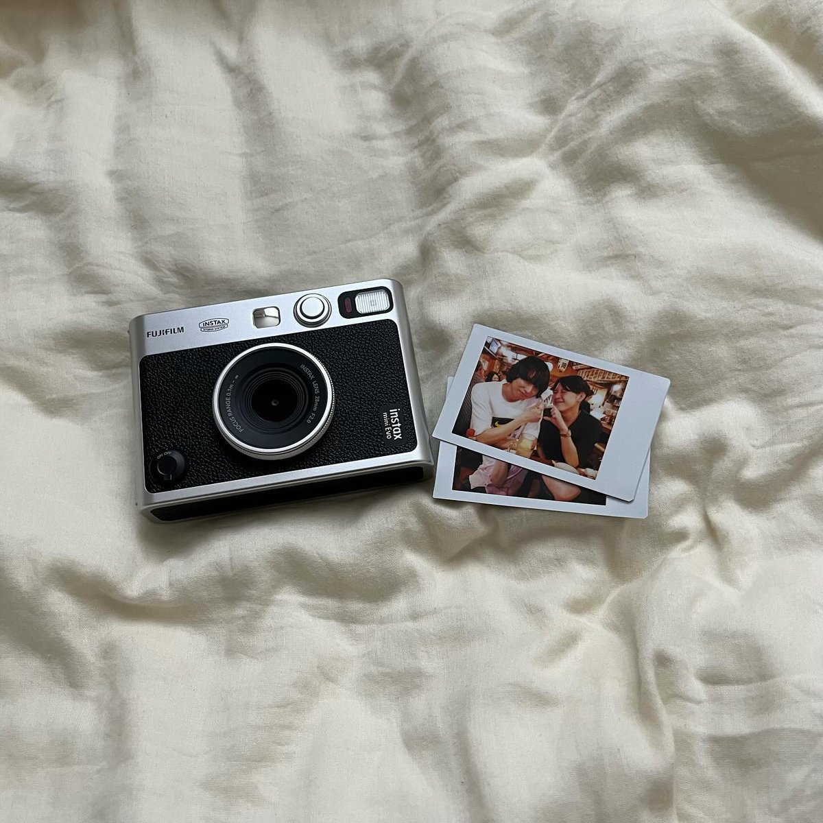fujifilmjp_ck's tweet photo. ＼チェキ™︎ユーザーさんの素敵な投稿をご紹介📸／
個性豊かなinstax™“チェキのラインアップから自分にピッタリの1台を選んで、さまざまなシーンを形に残しましょう✨

#instax #チェキ
#instaxPal
#instaxminiEvo
#instaxmini40 https://t.co/MEdIEqi1gc