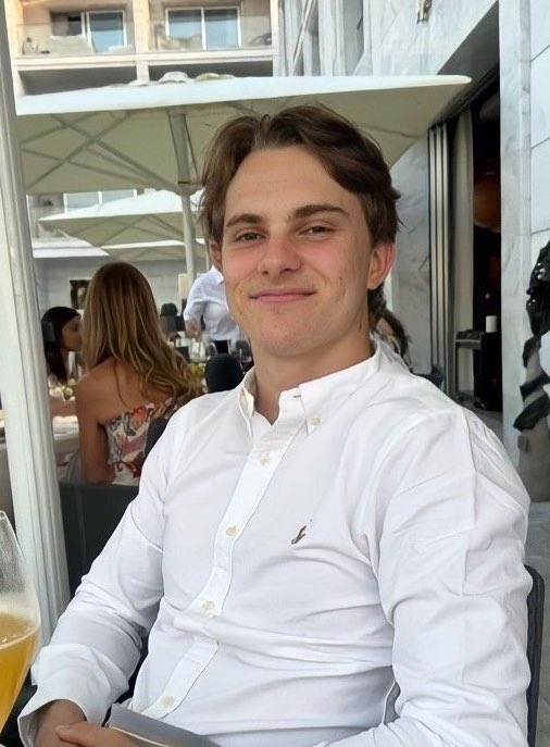 date day 

#f1twtselfieday #oscarpiastri #f1twt