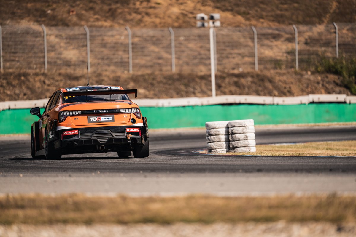 #LynkCo 03 #TCR customer teams Teamwork Motorsport and MA:GP claimed podium finishes in the #TCRChina and #TCREurope race weekends at Ningbo 🇨🇳 and Brno 🇨🇿!
David Zhu and Jason Zhang claimed one podium each in China and Viktor Andersson his second of the season in Czechia. 🏆