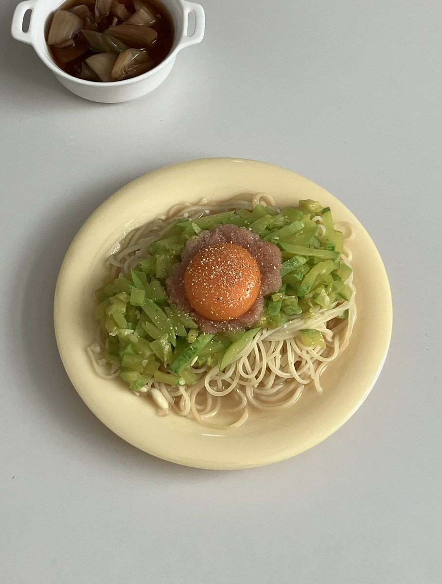 슬슬 밥 차리죠