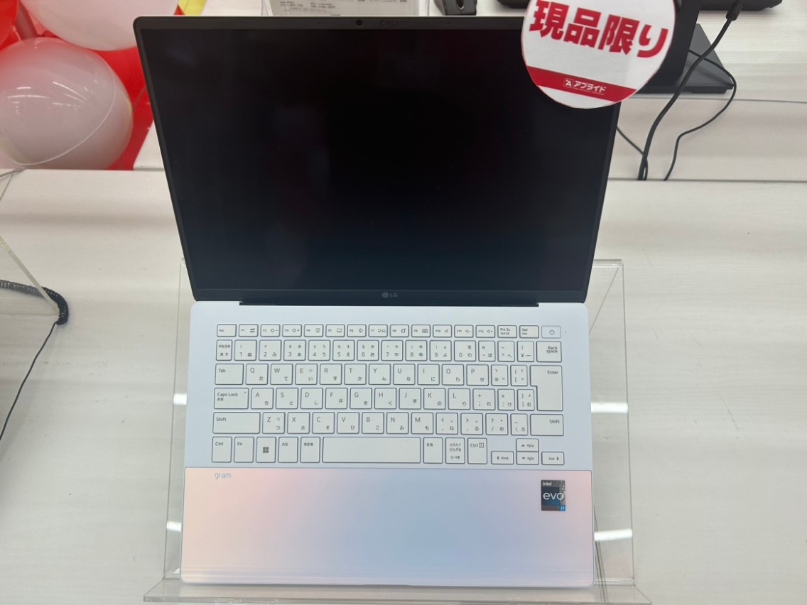 ap_hironishi's tweet image. LGgram現品限りの大特価🔥🔥🔥
早い者勝ちです！！！！！是非！！！！！！！
＃LGgram　＃軽量ノートPC