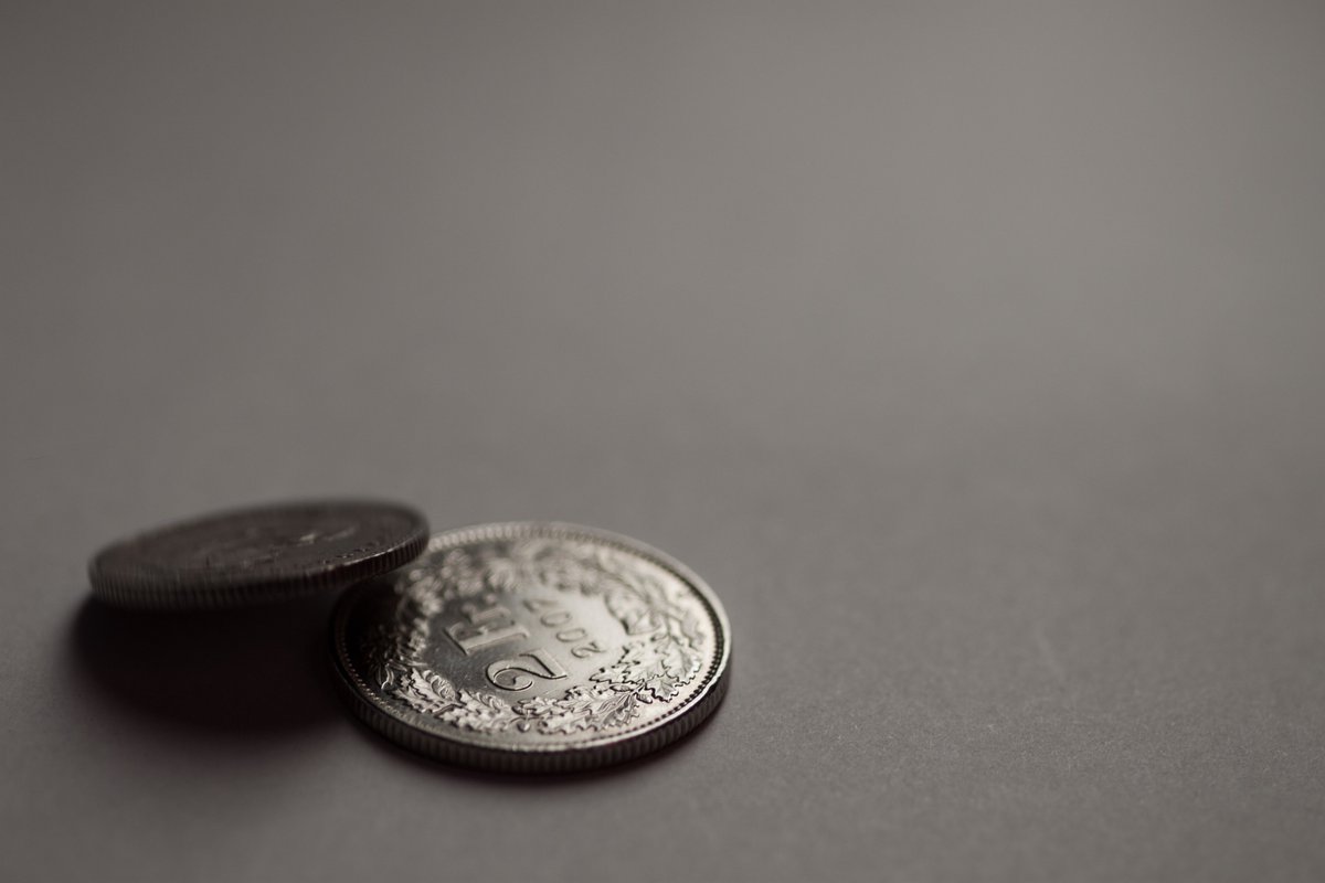 Die  UBS, der Wirtschaftsdachverband Economiesuisse und eine Sika-Erbin: Zum  ersten Mal mussten die nationalen Parteien einen Teil ihrer  Geldgeber:innen offenlegen. Und der Einblick in die Parteispenden ist  aufschlussreich.

lobbywatch.ch/de/artikel/par…