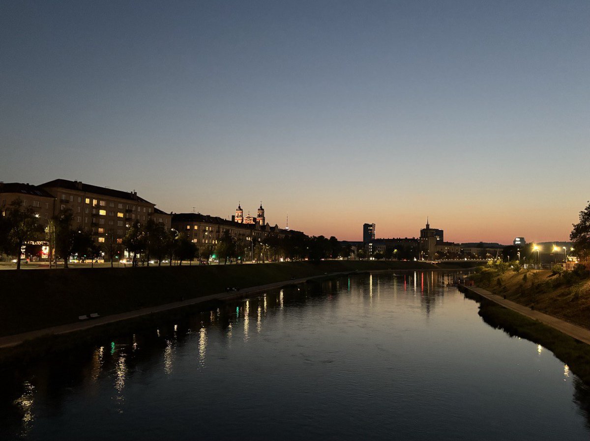 I am in Vilnius for #ECMLPKDD2024! 🇱🇹
Reach me for a chat on #XAI! ☕️

I will present the work with <a href="/FrancescoBonchi/">Francesco Bonchi</a> on intersectional fair ranking! 🚀
On Friday join <a href="/fspinna/">Francesco Spinnato</a>, me&amp;co for the XKDD workshop!

📑link.springer.com/article/10.100…
👉xkdd2024.isti.cnr.it