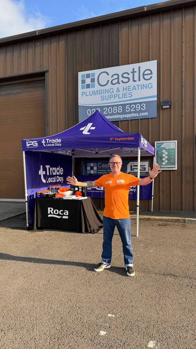Bonjourmillar's tweet photo. All set and ready for #TradeLocalDay π
Come down to @CastlePS #Caerphilly to say hello π
Itβs going to be a fun packed day as we celebrate whatβs great about our independent @ipg_the members!
See you later for @tradelocalday
#supportlocal #independent https://t.co/IOtpxLd8Do