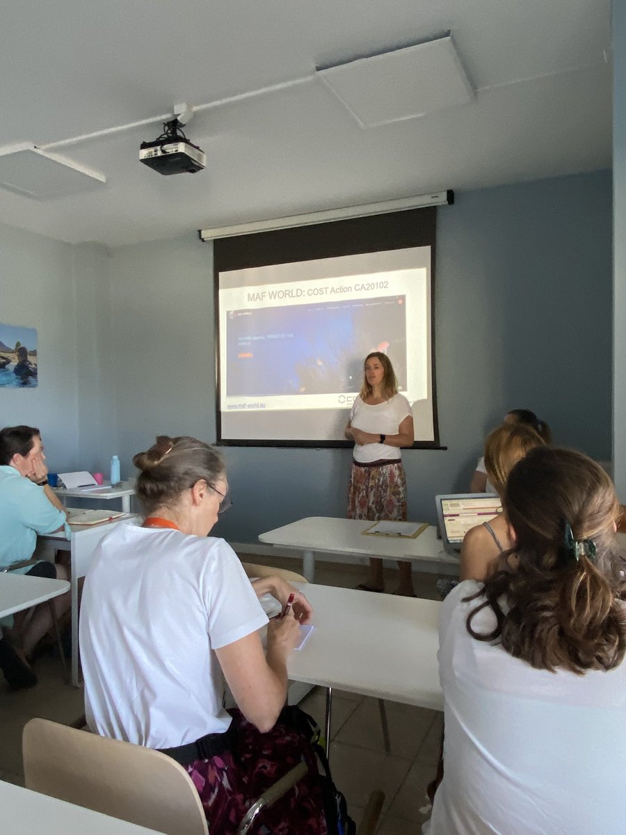 ruththurstan's tweet image. Last week I had the pleasure of learning about different approaches to understanding past #marine ecosystems. thanks to the organisers @kagiadi @PastOceans, Tatiana Theodoropoulou, funders @maf_world @Q_MAREwg & contributors! @ExeterMarine @UniExeCEC