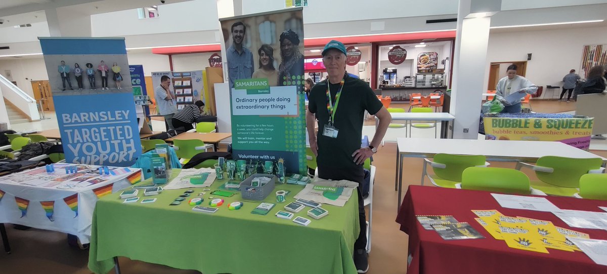 joyw44's tweet photo. We're here from @BarnsleySamari1 for Freshers @barnsleycollege .  Come along and talk to us https://t.co/hLlX6VIDo6