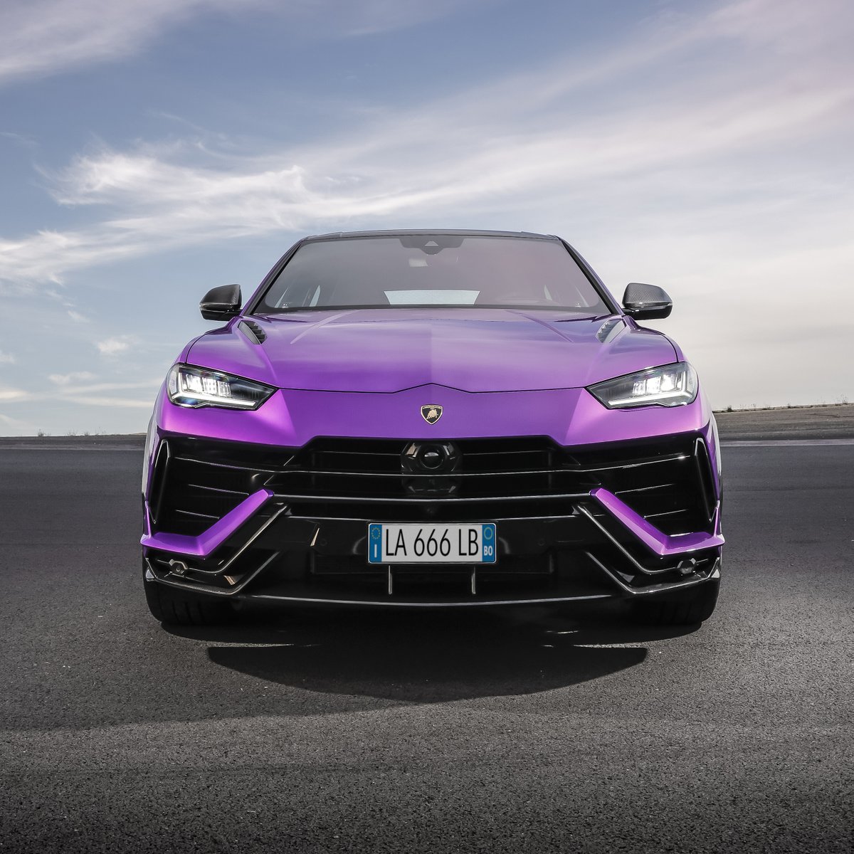 Lamborghini's tweet photo. Purple is the perfect color to express the irresistible power of Urus Performante. Don't you think?

#Lamborghini

CO2 Emission and Fuel consumption combined: https://t.co/MLO6PI23fq