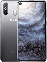 Simon_Real04's tweet photo. @t3mporarybl1p Actually galaxy A8s from 2018 had a hole punch https://t.co/UReCIyReGC