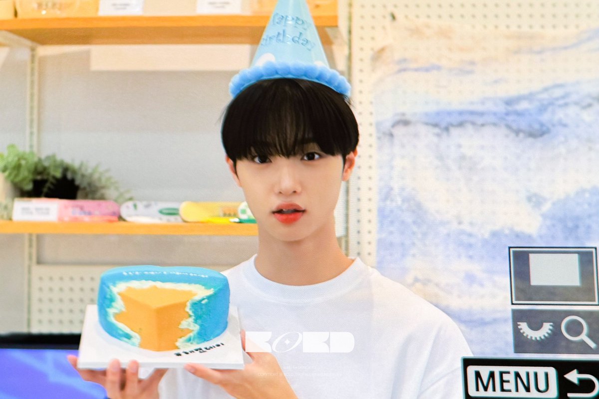 BOLD_0909's tweet photo. 240909

𝟐𝟎𝟐𝟒 𝐇𝐀𝐏𝐏𝐘 𝐃𝐎𝐍𝐆𝐏𝐘𝐎 𝐃𝐀𝐘

강아지 생파에 강아지 등장 ❗️🩵

#우리의파도가되어줘서고마워
#해뾰데이 #동표 #SONDONGPYO #손동표
#해삐해삐_뾰데이 https://t.co/m3bKPuihAE