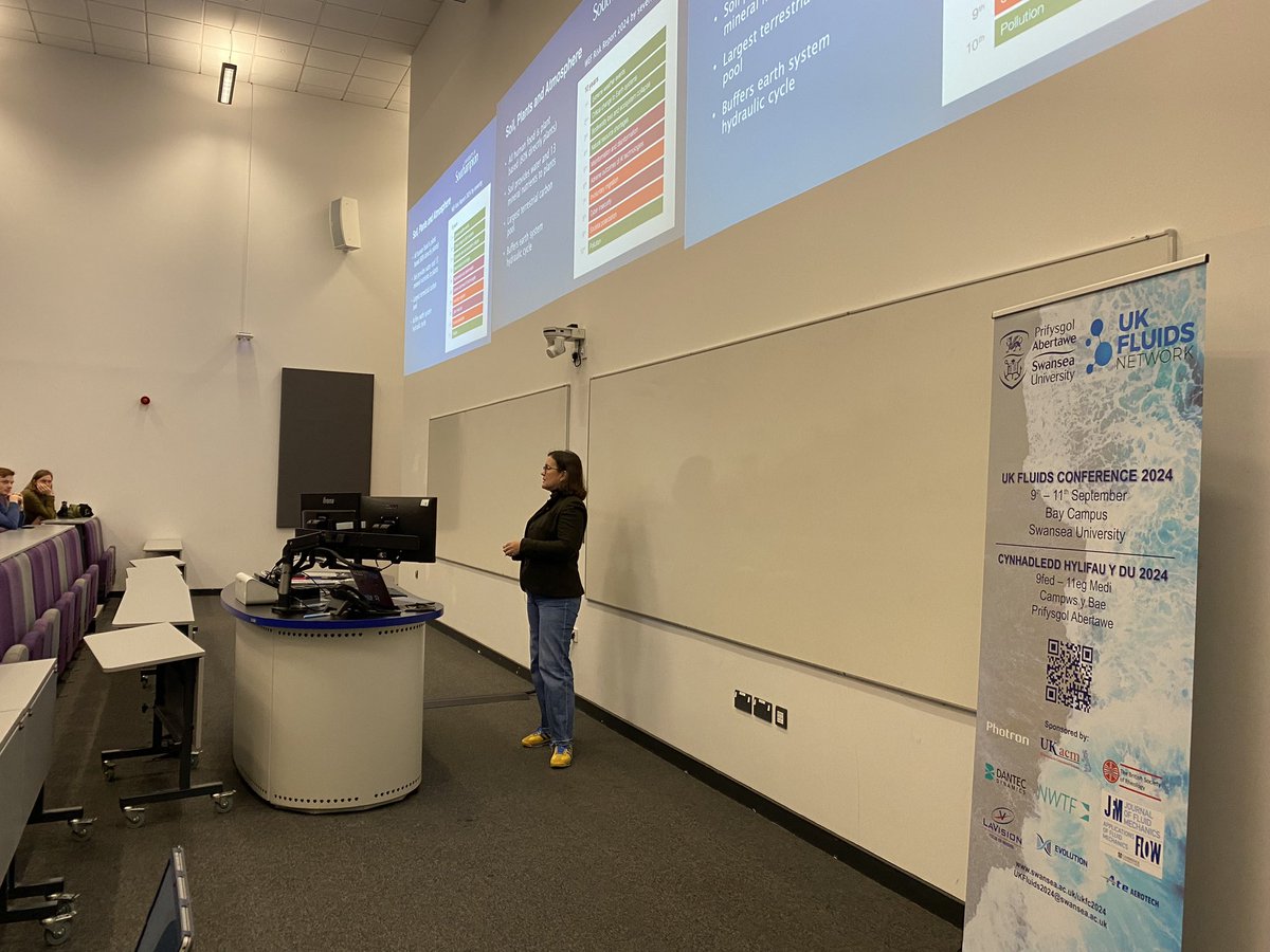 DrBenEvans's tweet photo. Our first plenary session with Prof Tiina Roose from @unisouthampton is sharing her work low Reynolds fluid flows in soils and the modelling of plant-soil interactions #UKFC2024 https://t.co/LKuvL44nM6