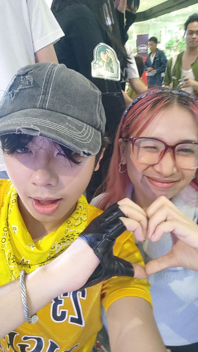 zxcAKInbv's tweet photo. My cutie bias in ASTER @aster_cray 

#OMR2024IdolSelfieDay #OMR2024 #OneMusicRevolution 
#oneentph #OneMusicOneHeart https://t.co/81FPQpJoYN