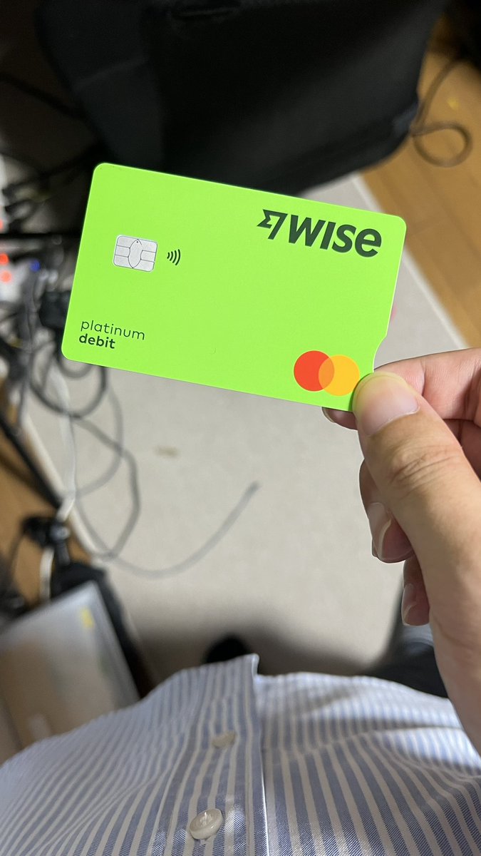 シンガポールからカード届いた。