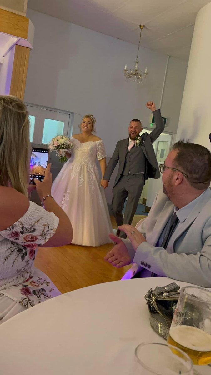 Melissa Parry 🩷 tweet media