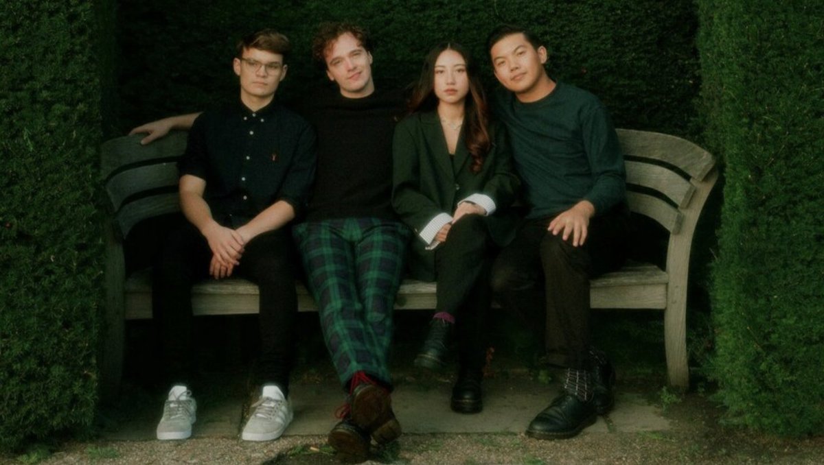 Coming Up Roses is coming to Asia with their 'Back The Way We Came' tour with show dates in Japan and Singapore.

hear65.bandwagon.asia/articles/comin…

#Hear65 #OurSGArts