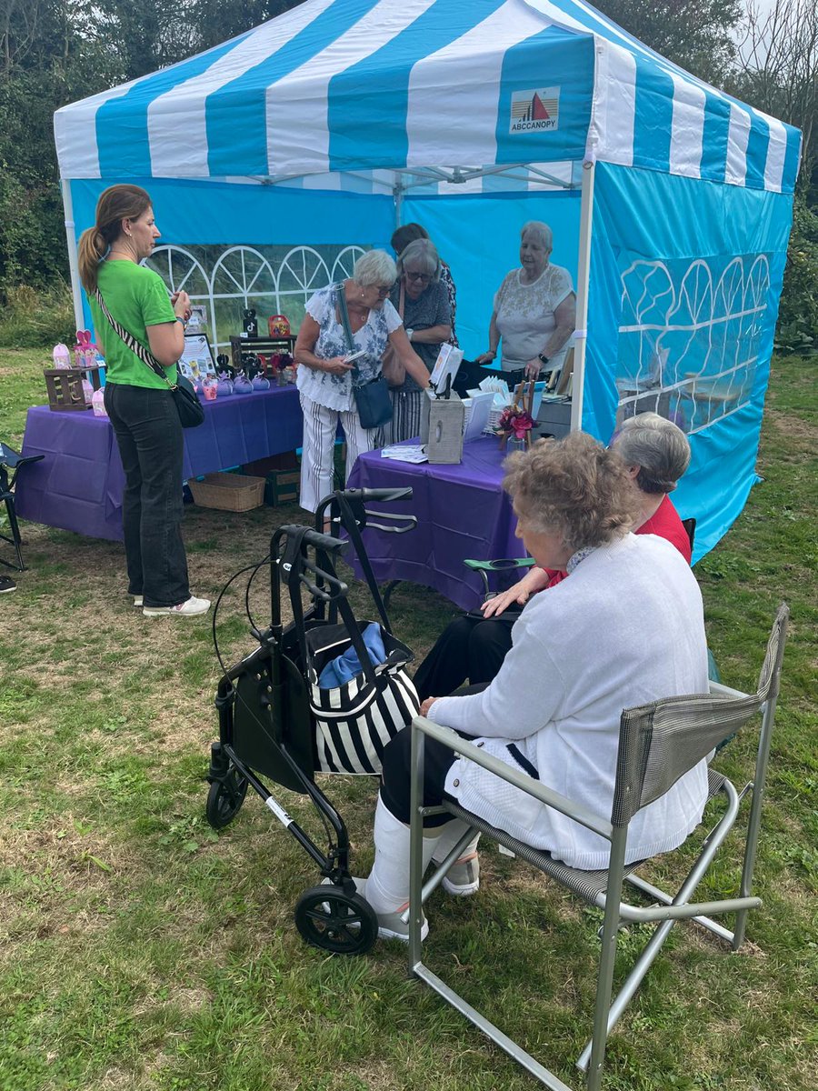 Dawn Hutchinson tweet media