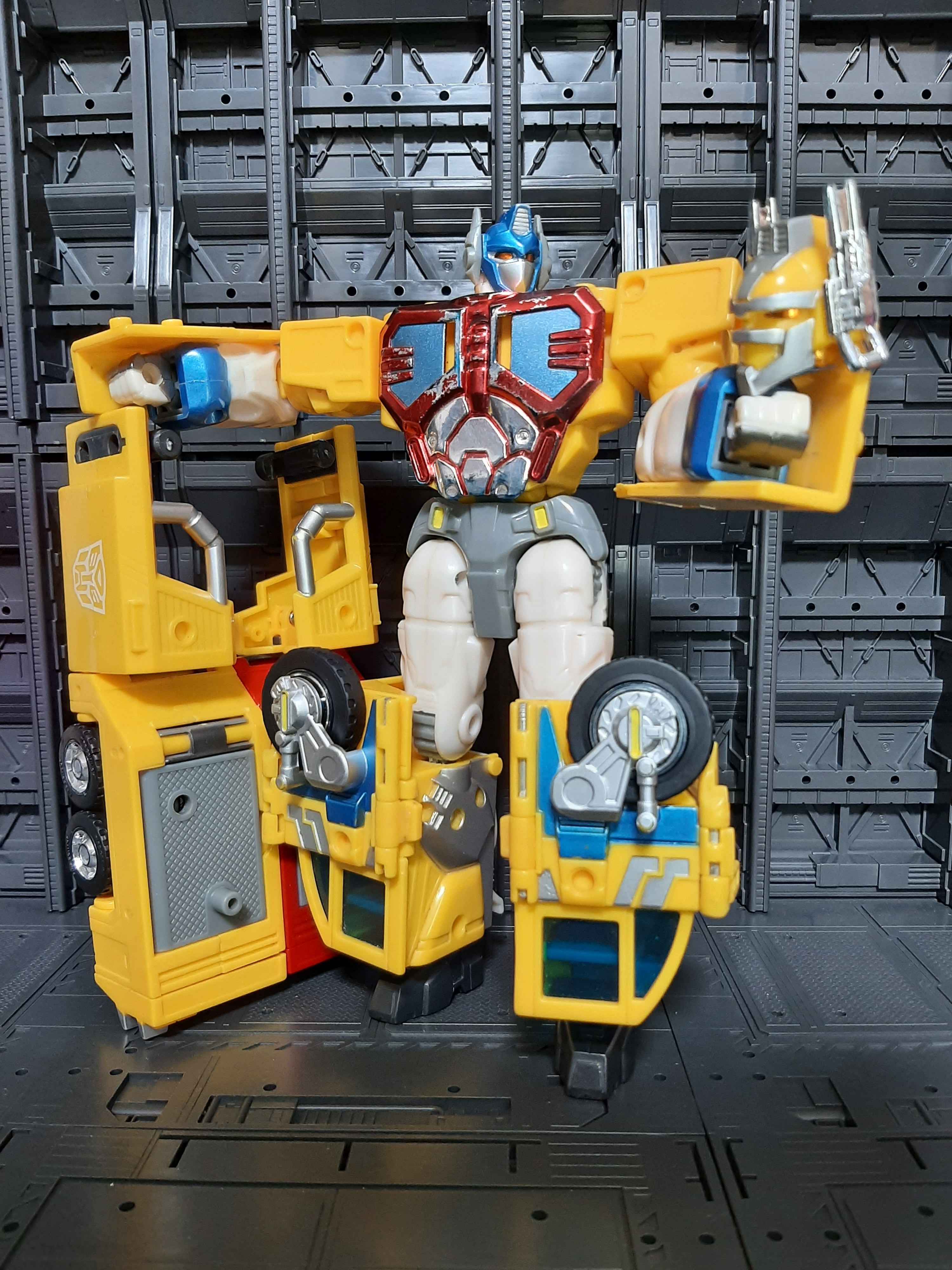 Needed: Sam's Club (Yellow) Optimus Prime Parts | TFW2005
