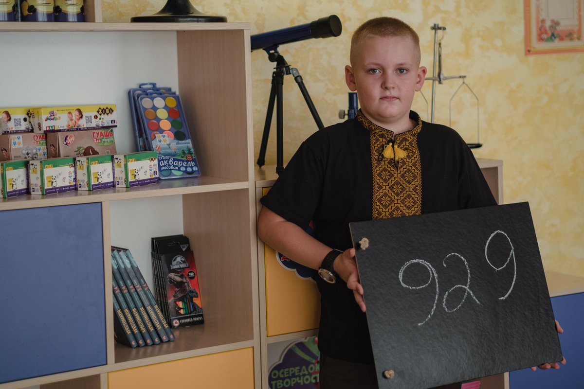 It's International Day to #ProtectEducationFromAttack. 

Arkhip, 9, from the Kharkiv region has not been able to attend in-person classes for 929 days. Constant attacks have forced children like him to study online. 

Children need safe spaces so they can continue learning.