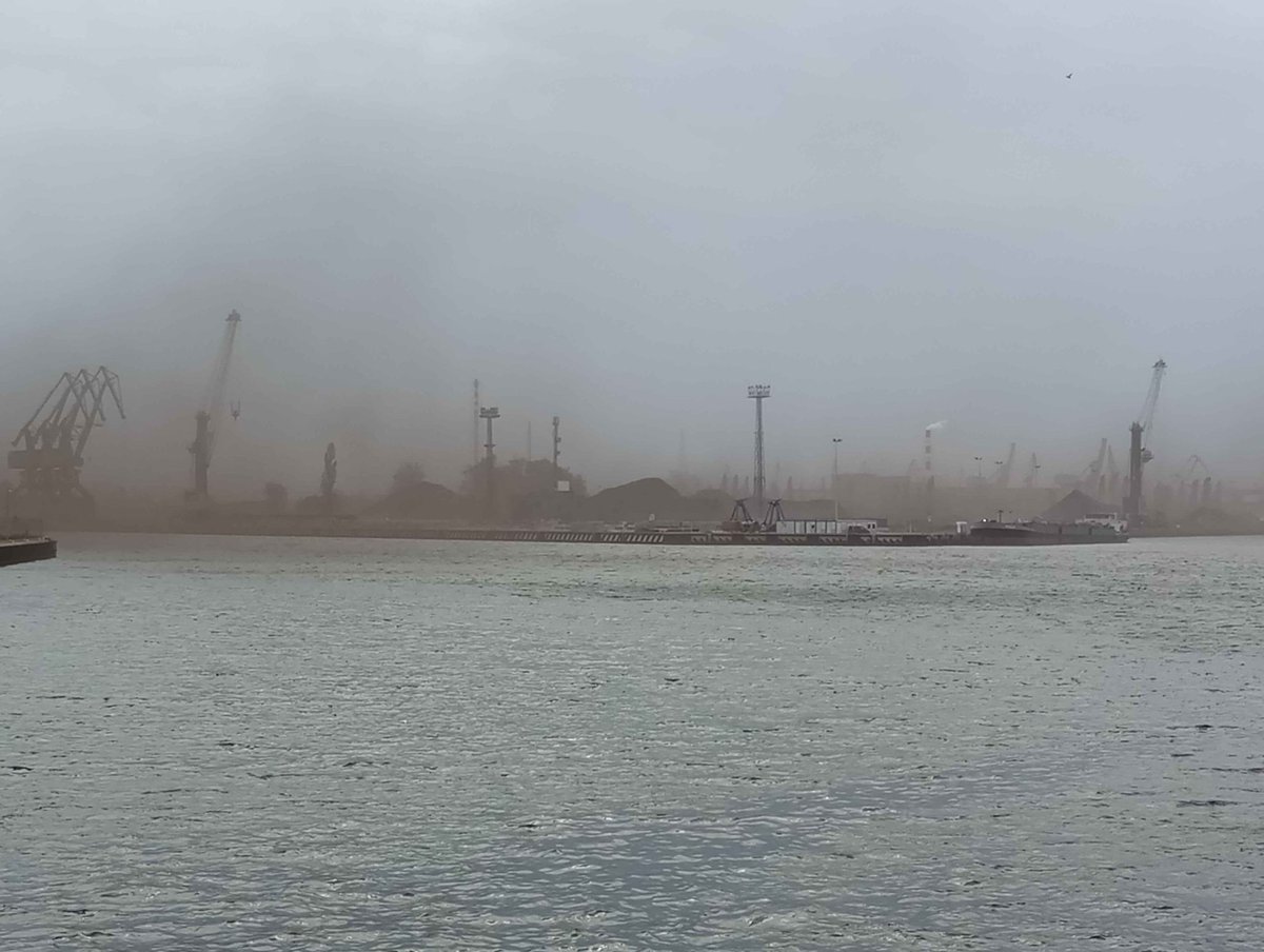 Irgendwas mit Schiffen tweet media